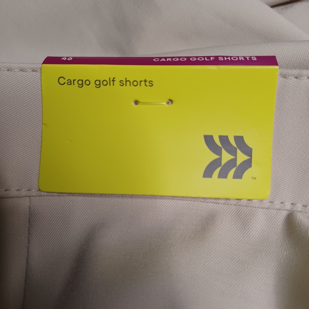 All in Motion Men Beige Cargo Shorts - Picture 4 of 12